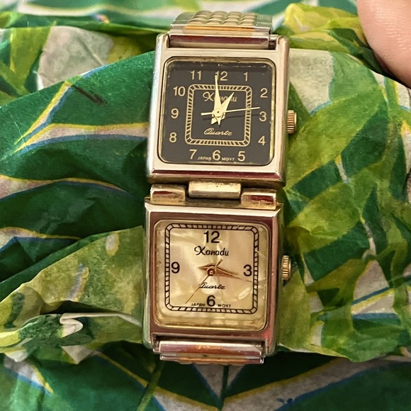 💥3/30$4.99 shipping💥Vintage 2 face watch w/stretch bracelet for dual time zone